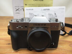FUJIFILM 富士フィルム X-T30 ミラーレス一眼カメラ デジタルカメラ