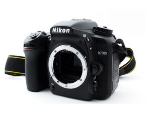 ニコン Nikon D7500