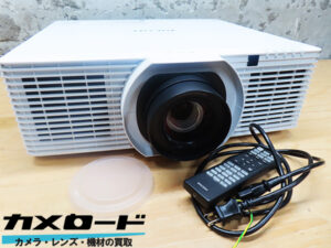 RICOH リコー PJ WU 6480 業務用レーザー光源ハイエンドプロジェクター コード リモコン付き 通電確認済み 現状品